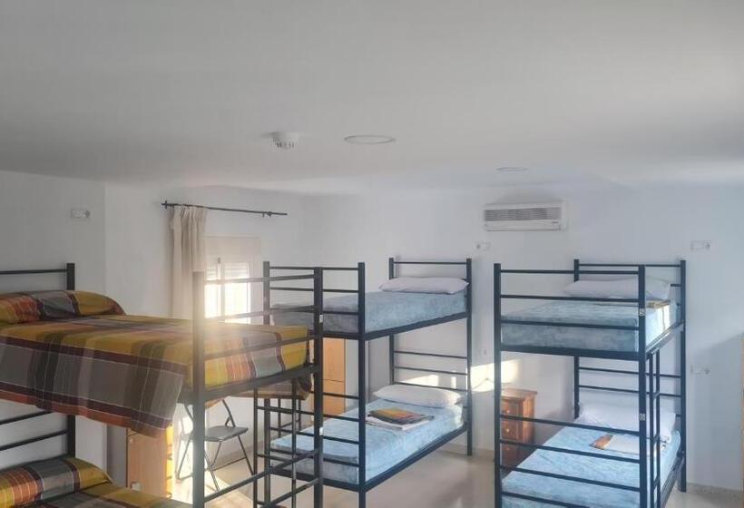 Семейный Номер, Albergue La Tiñosa