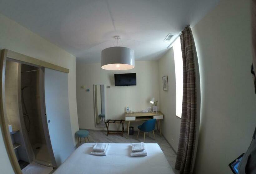 스탠다드 룸, Logis Hôtel & Restaurant Le Cadet De Gascogne