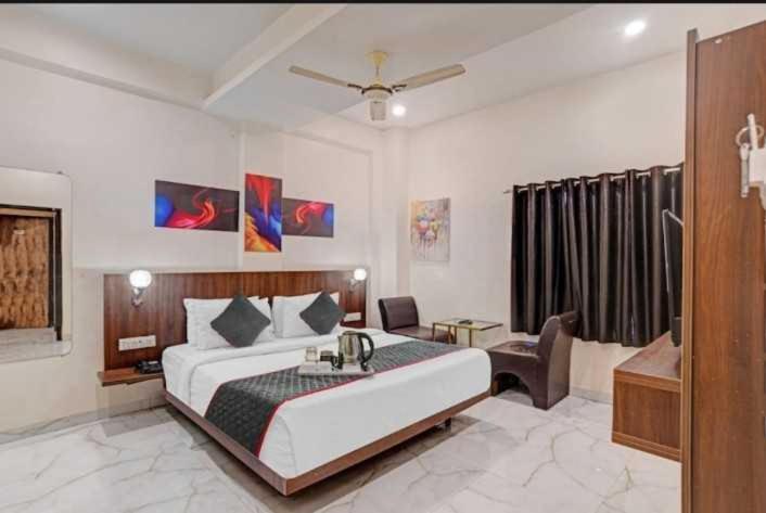 اتاق کلاسیک سه تخته, Collection O Hotel Shree Ram Regency