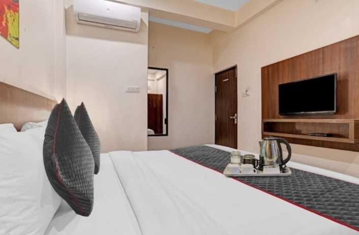 اتاق کلاسیک سه تخته, Collection O Hotel Shree Ram Regency