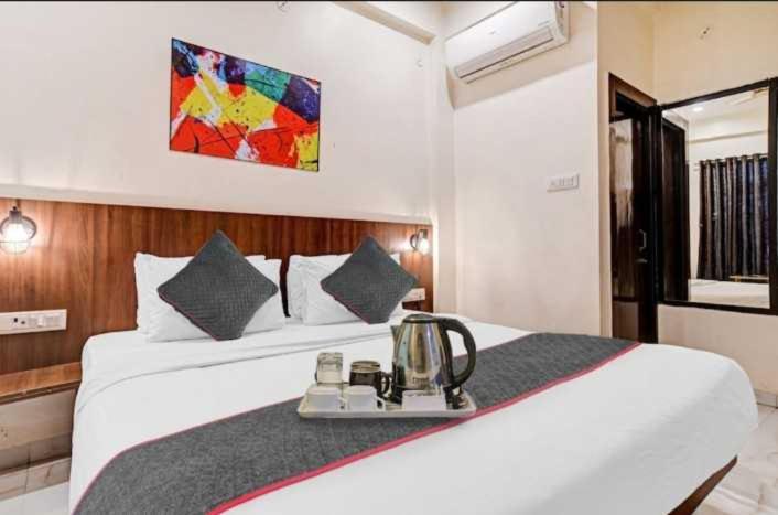 اتاق کلاسیک سه تخته, Collection O Hotel Shree Ram Regency