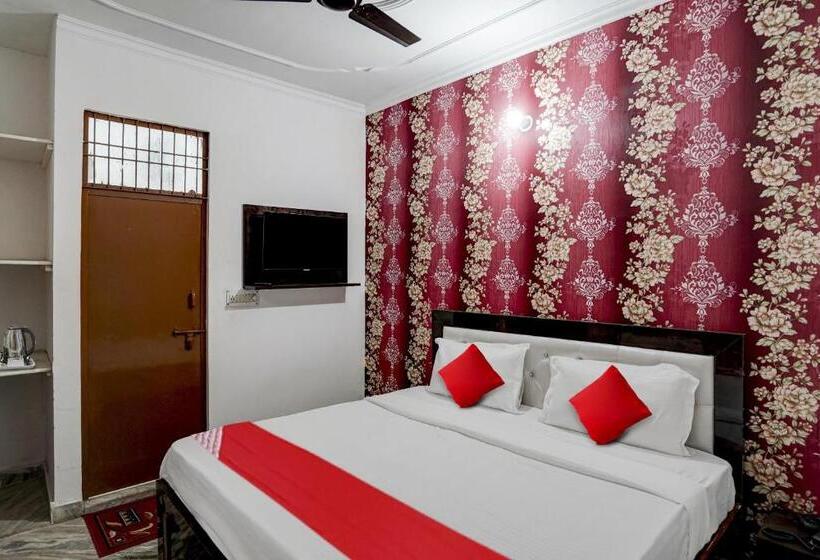 Трехместный Номер Классика, Flagship The Royal Guest House