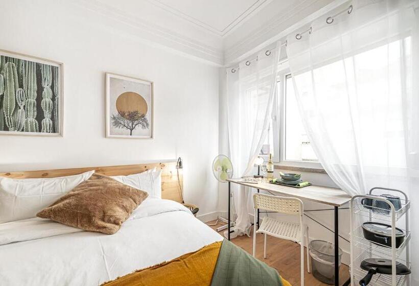 스탠다드 룸 공동 욕실, Santos Mattos Guesthouse & Apartments By Lisbon With Sintra
