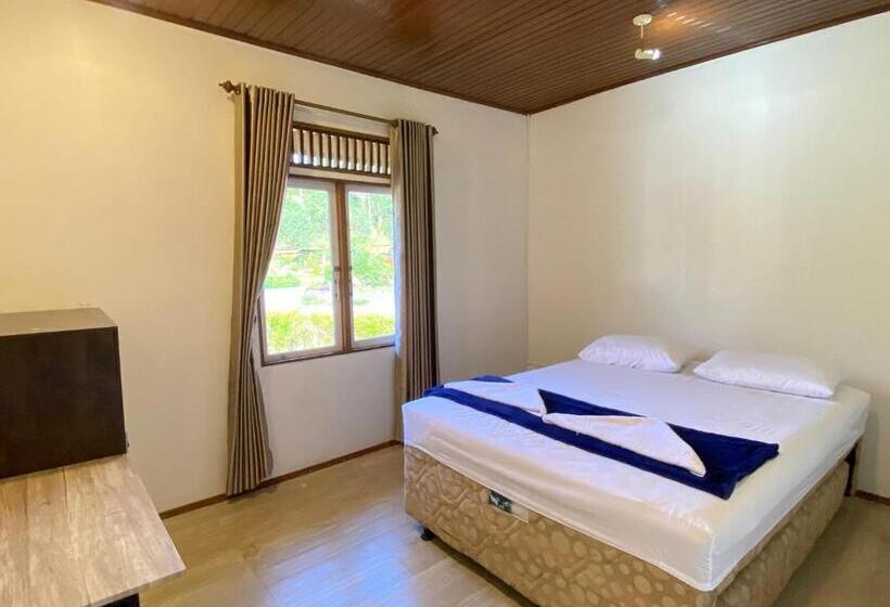 패밀리 룸 산 전망, Super Wonderful 5 Bedrooms With Bathroom Villa Marion Tomohon