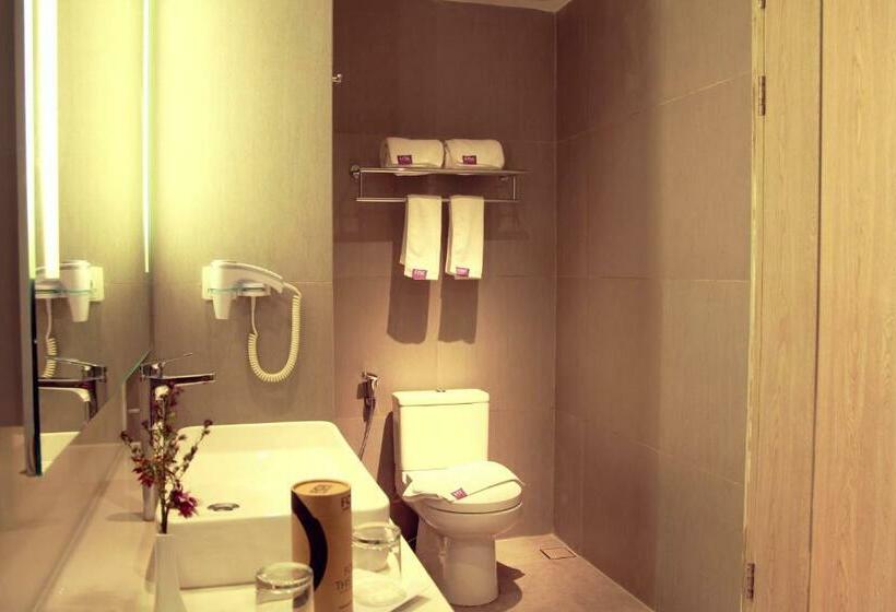 디럭스 룸, Fox Hotel Pekanbaru