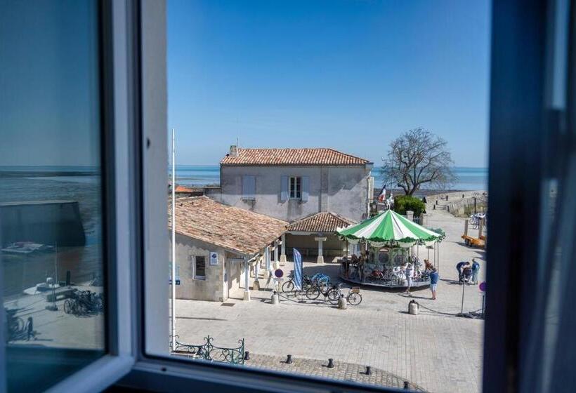 Номер Superior с Видом, Hôtel Le Français