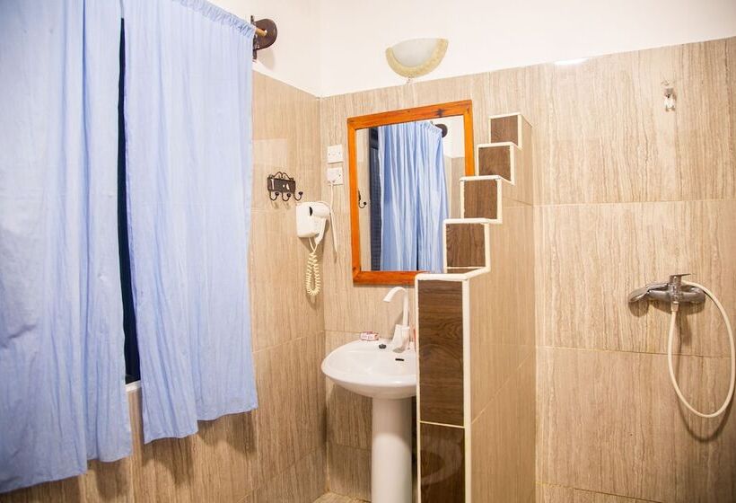 Бунгало Deluxe, Moonshine Uroa Boutique