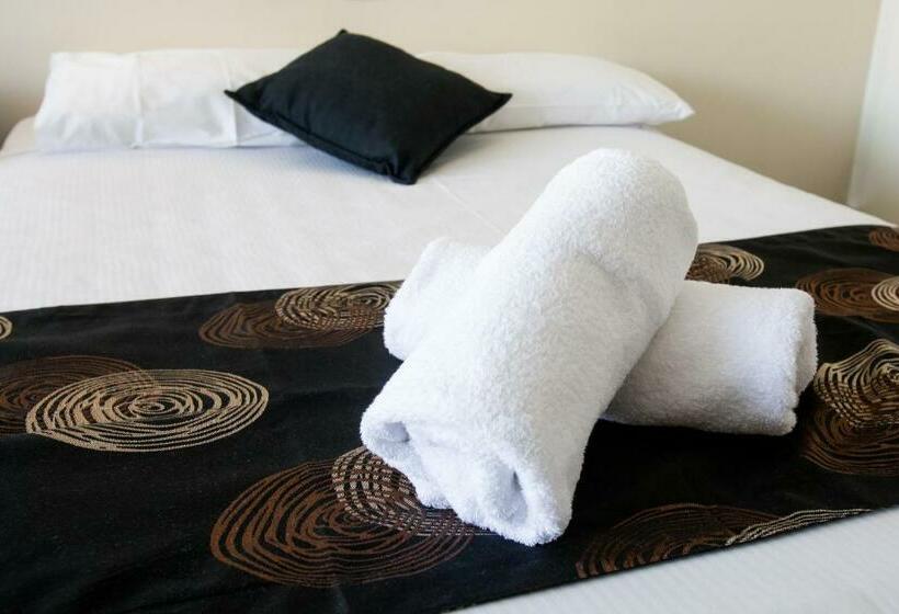 Номер Стандарт, Comfort Hotel Pacific Cleveland