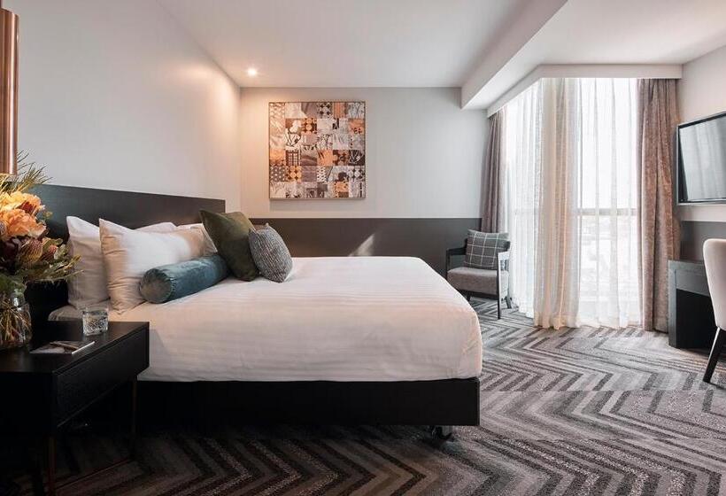 اتاق خانوادگی, Rydges Perth Kings Square