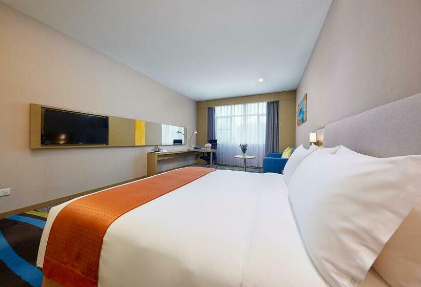 اتاق سوپریور, Guangzhou Baiyun Airport Rejoice By Argyle Hotel Rehe Metro Exit B   Free Shuttle Bus Is Provided Du
