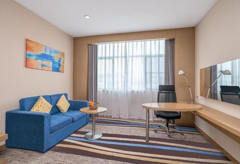 اتاق استاندارد برای معلولان, Guangzhou Baiyun Airport Rejoice By Argyle Hotel Rehe Metro Exit B   Free Shuttle Bus Is Provided Du