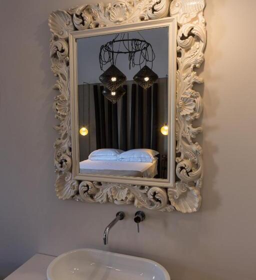 اتاق لوکس, Palazzo Conti Camere & Suites