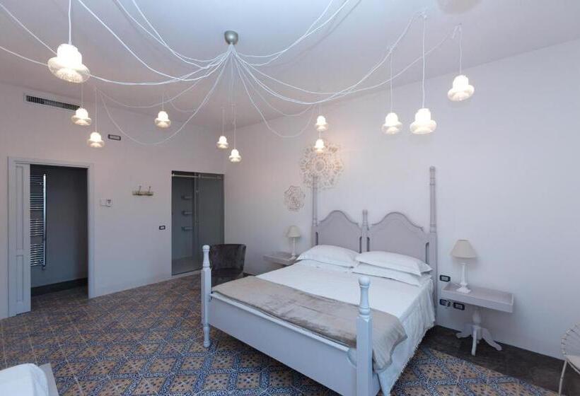 اتاق لوکس, Palazzo Conti Camere & Suites