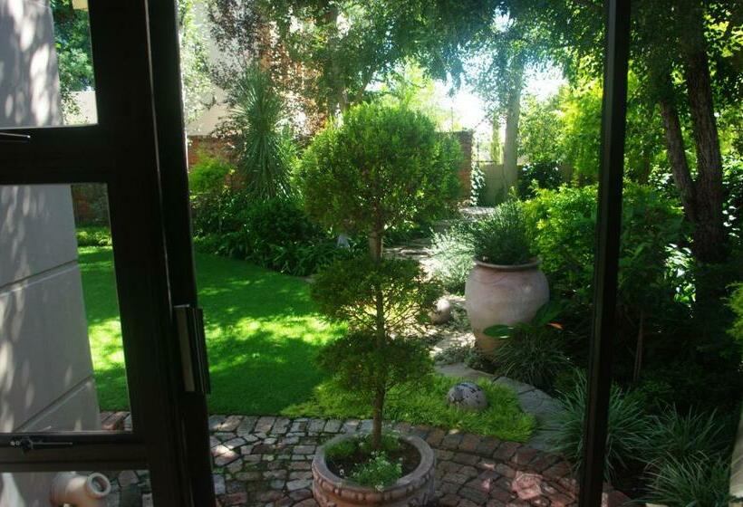 חדר משפחתי, Primavera Guest House