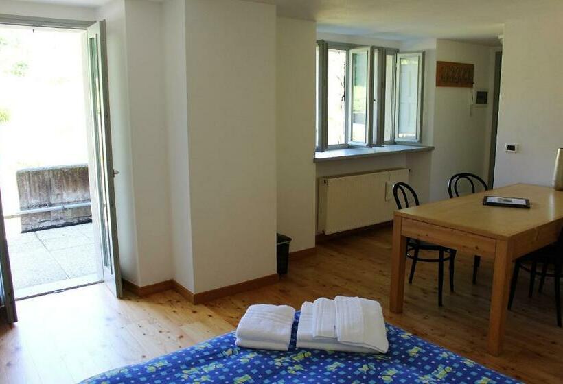 스탠다드 스튜디오, Albergo Diffuso Comeglians