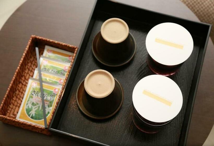 Четырехместный Номер Стандарт, Hamahigashima Resort