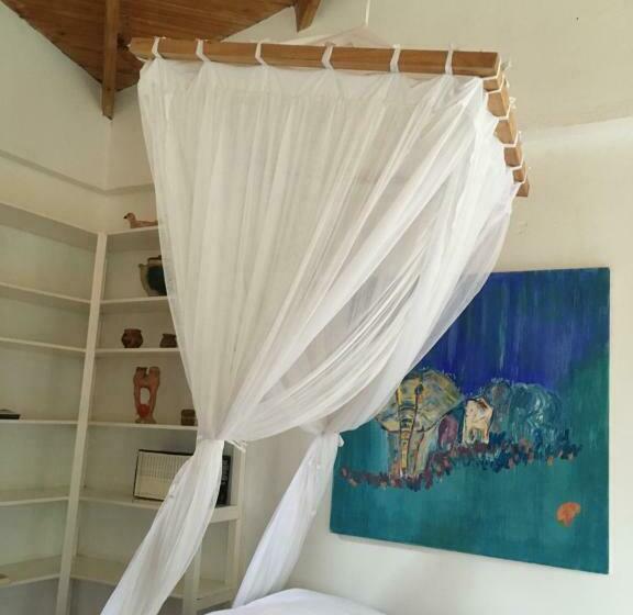 디럭스 룸, Meru House Lekisilai