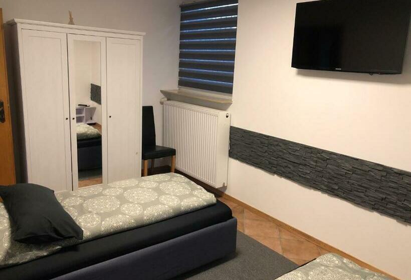 Quarto Estandar, Messezimmer 4u