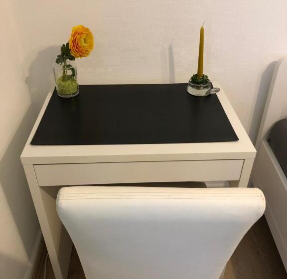 Quarto Triplo Estandar, Messezimmer 4u