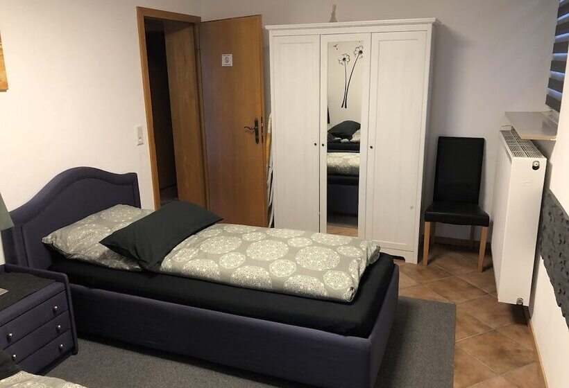 Quarto Estandar, Messezimmer 4u