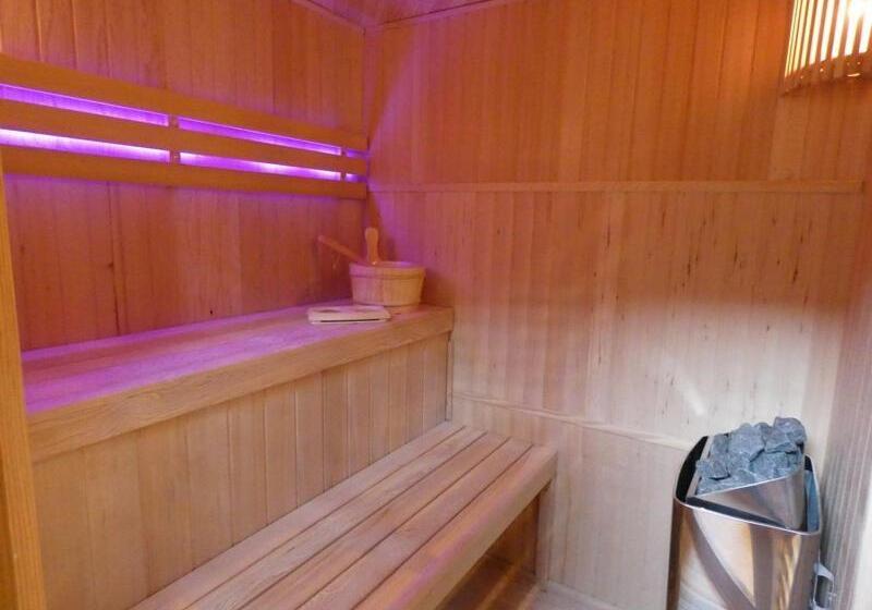 Номер Стандарт Трехместный, Auberge Du Fraizier
