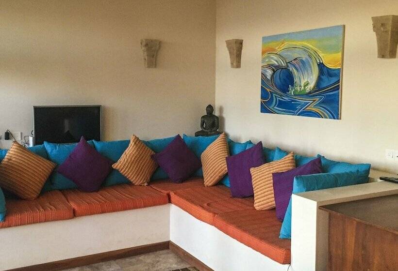 Вилла 1 Спальня, Chillax Villas