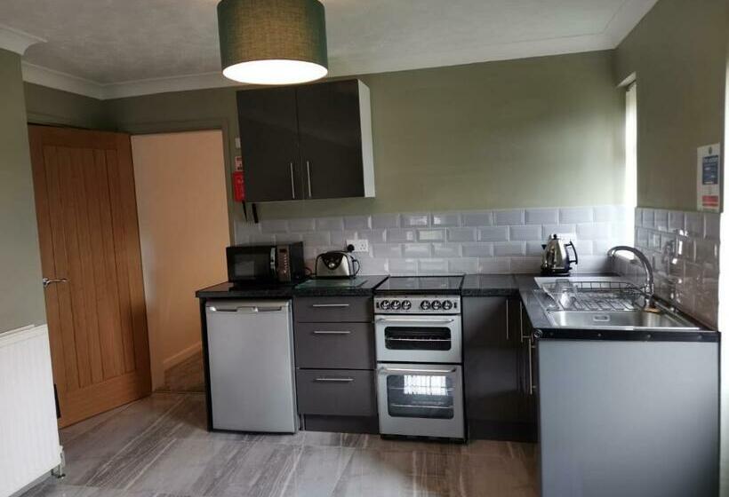 Семейный Номер, Church Farm Guest House