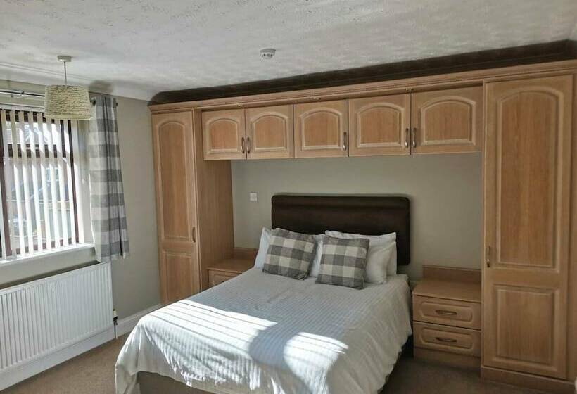 Номер Стандарт, Church Farm Guest House