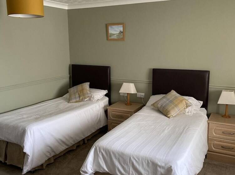 Номер Стандарт, Church Farm Guest House