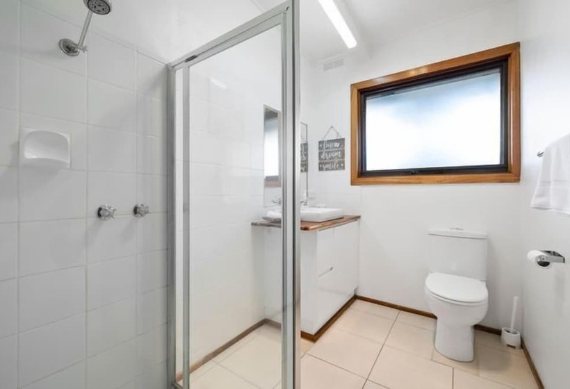 Апартаменты 2 Спальни, Halls Haven Holiday Units