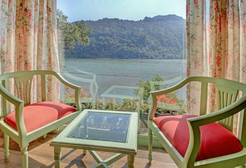 Номер Стандарт Вид на Озеро, Lakeside Inn Nainital