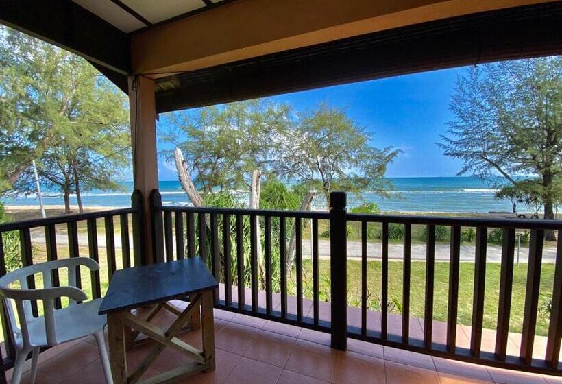 带大床的标准间, Pandan Laut Beach Resort