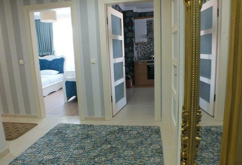 침실 3개 아파트, Real King Suite