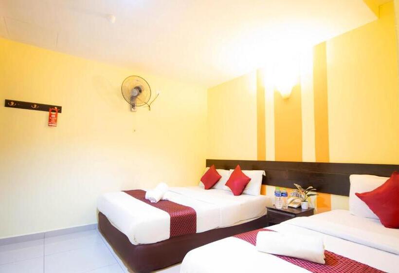 Семейный Номер, Sun Inns Hotel Kopkastam Kelana Jaya