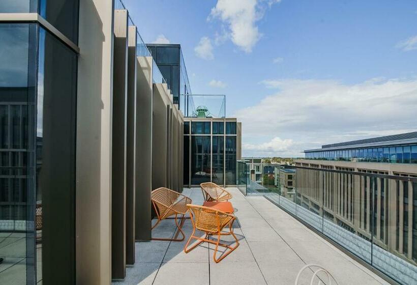 اتاق اجرایی با تخت بزرگ, Clayton Hotel Cambridge