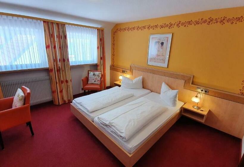 Четырехместный Номер Deluxe, Restaurant Rebstock