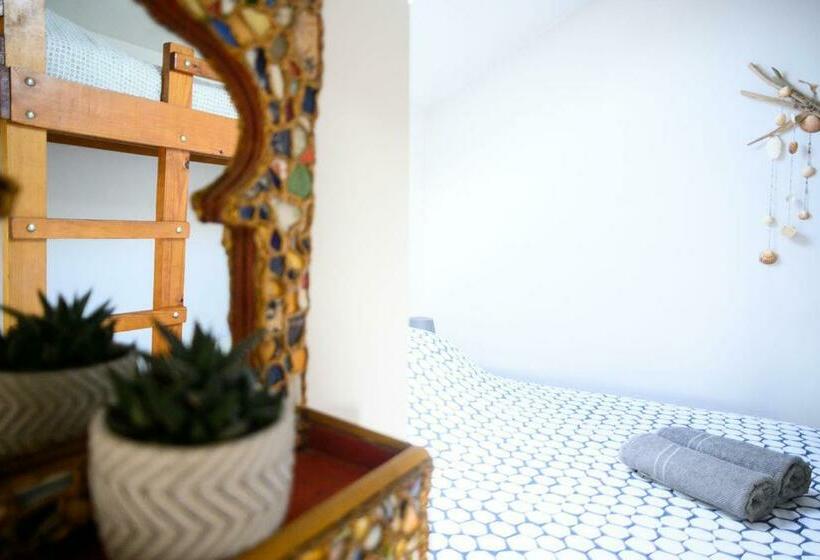 Семейный Номер, The Secret Spot Lodge