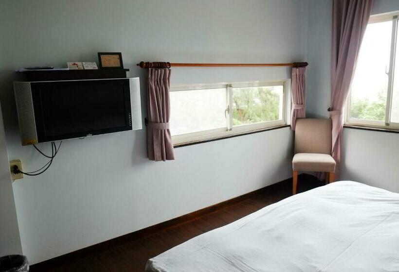 اتاق استاندارد با چشم‌انداز دریا, Bridge12th B&b