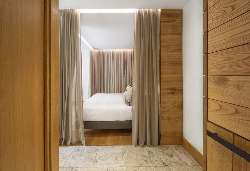 Chambre Standard, Dominique Colonna