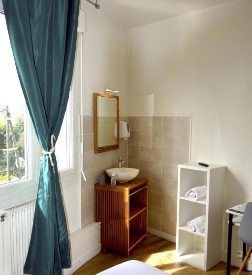 Quarto Estandar Banheiro Compartilhado, Hôtel Alizéa