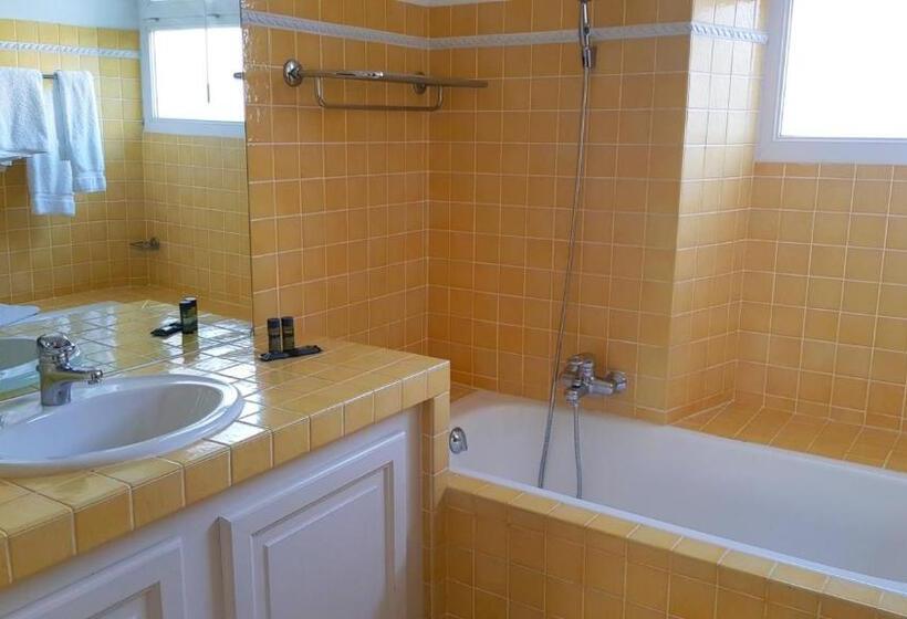Quarto Deluxe, Hôtel Les Palmiers