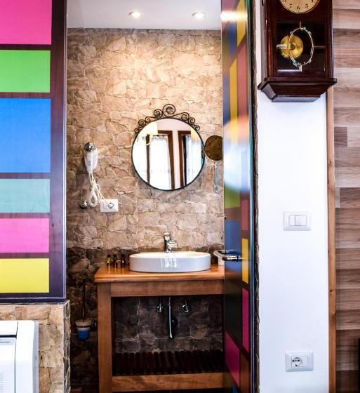 جناح سوبيريور, Kodra