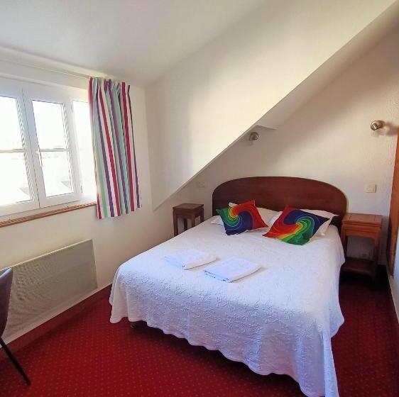 基本间, Saint Amant