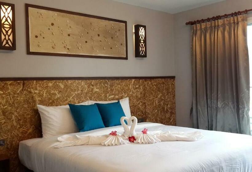 Номер Deluxe Вид на Сад, The Hip Resort @ Phi Phi
