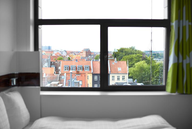 标准间, Wakeup  Aarhus