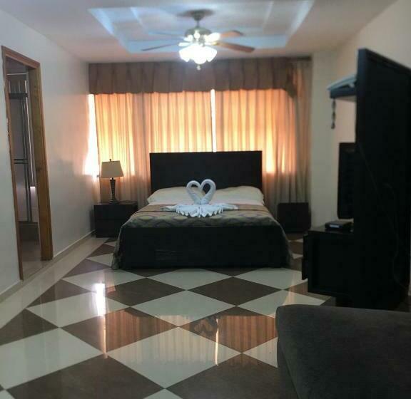 استودیوی استاندارد, Aparta Hotel Roma