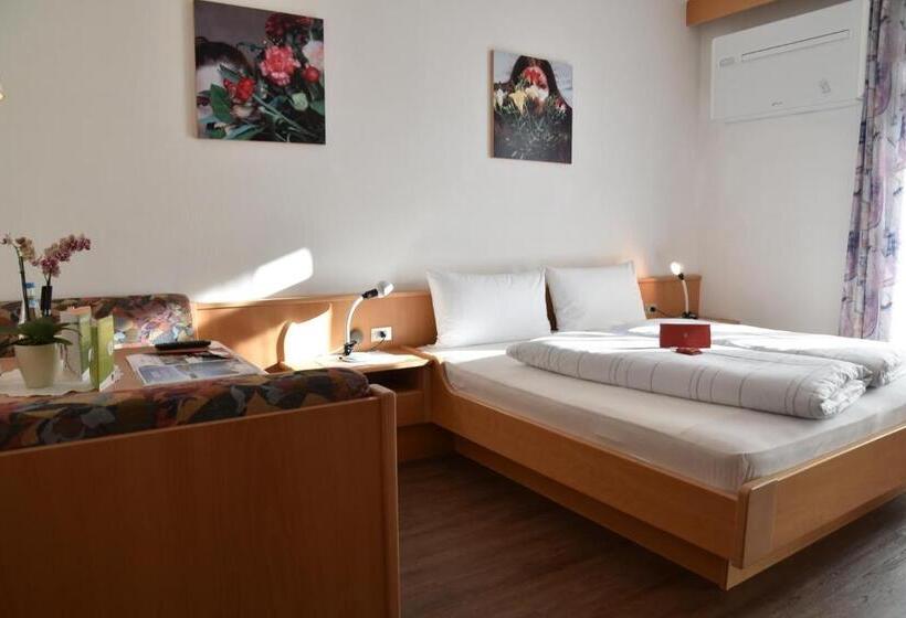 스탠다드 발코니 룸, Angerburg Blumen