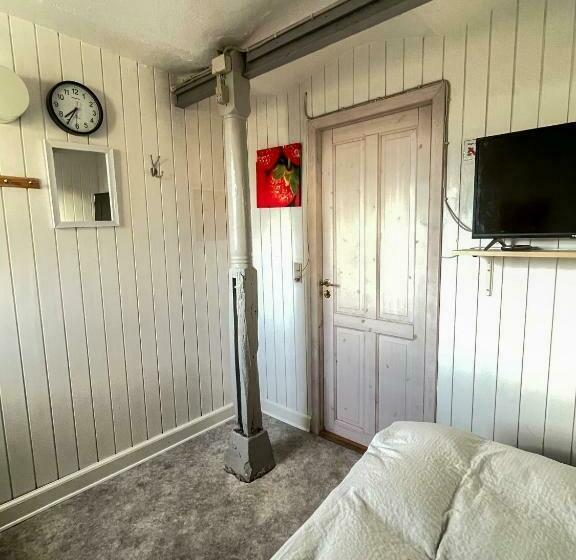 חדר סטנדרט יחיד, Bb Esbjerg