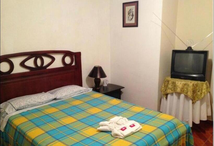 Номер Deluxe, Hostal Jora Continental