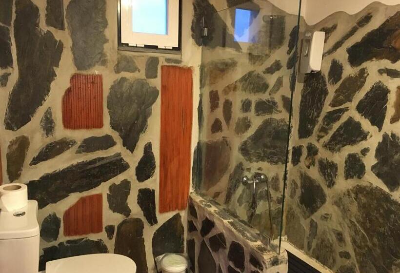 Cameră Economică, Lusitaurus